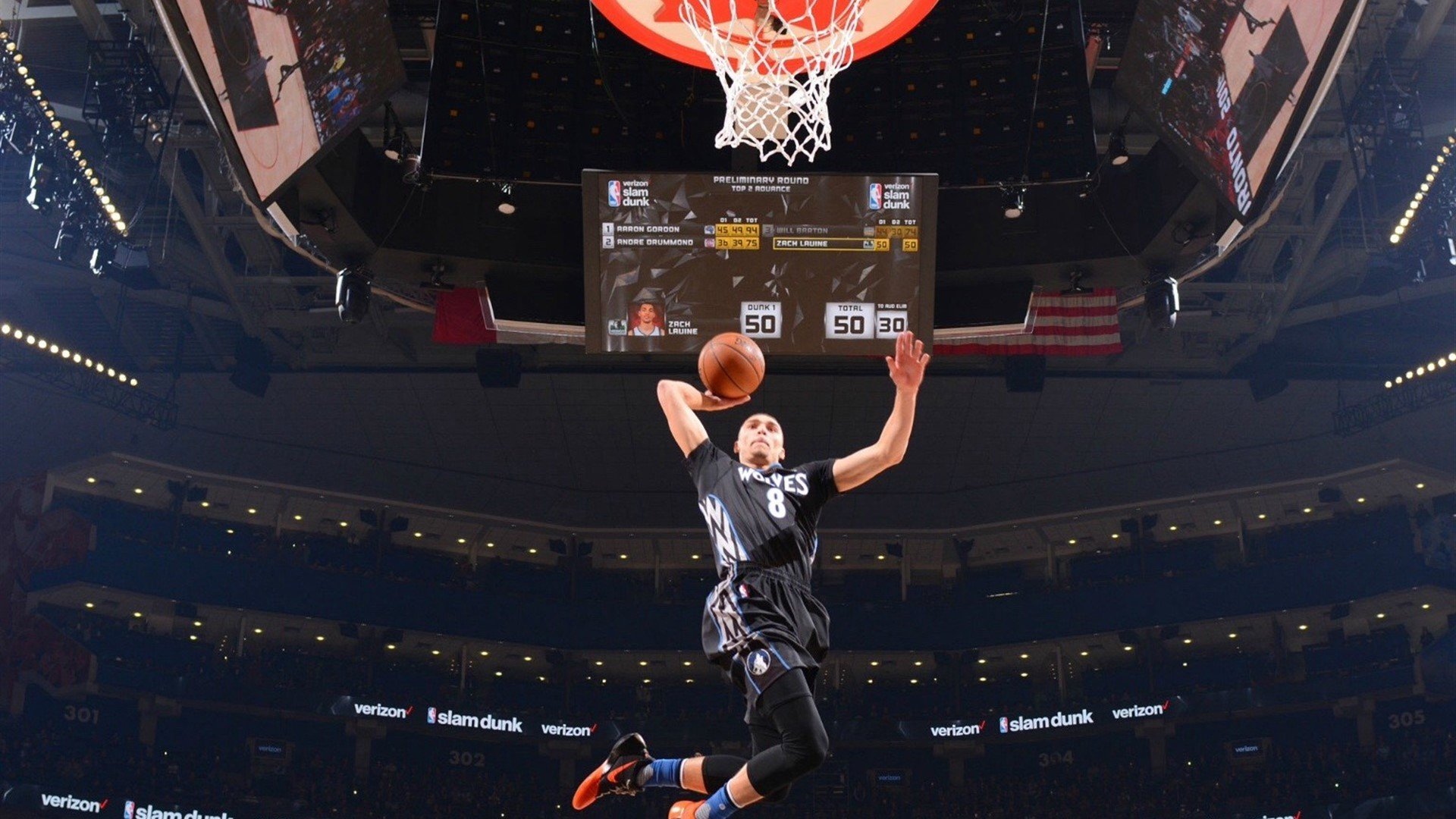 世界杯观赛指南-跨界狂潮，足篮网三界大乱，尤文图斯备战NBA，费德勒空降曼联，法兰克福体检惊呆球迷